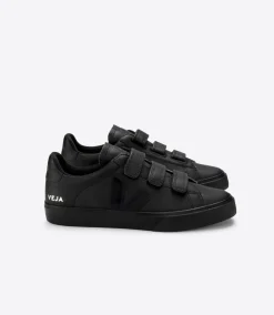 RECIFE LEATHER FULL BLACK<VEJA Online