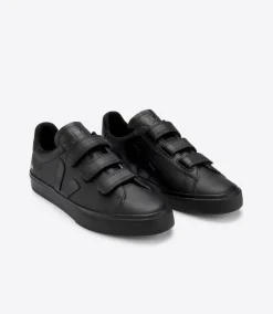 RECIFE LEATHER FULL BLACK<VEJA Online