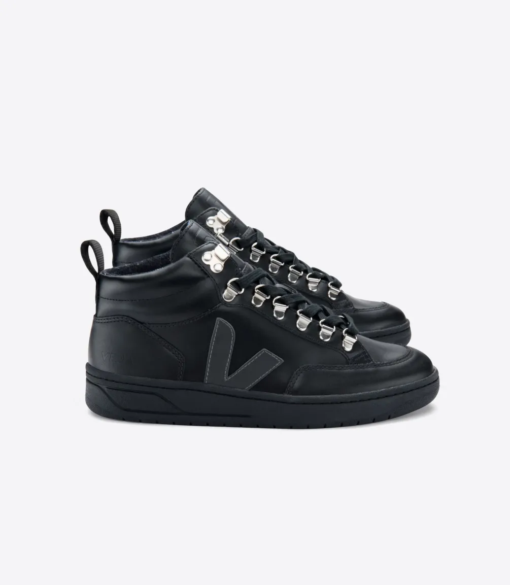 RORAIMA LEATHER BLACK GRAFITE BLACK SOLE<VEJA New