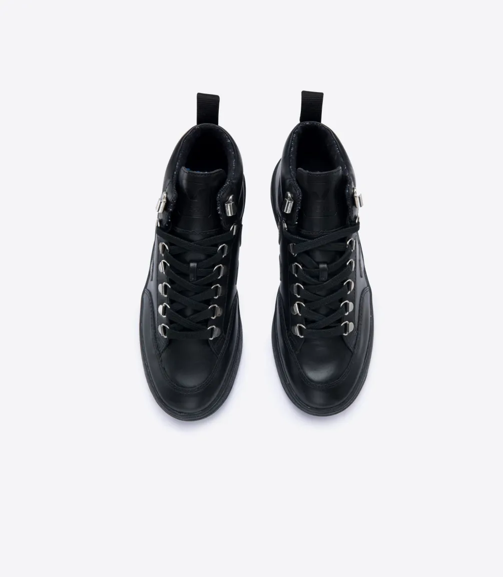 RORAIMA LEATHER BLACK GRAFITE BLACK SOLE<VEJA New