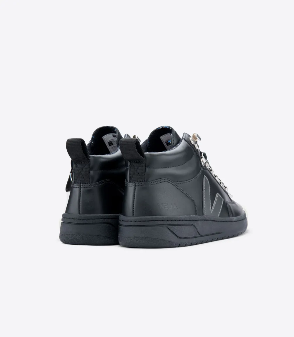 RORAIMA LEATHER BLACK GRAFITE BLACK SOLE<VEJA New