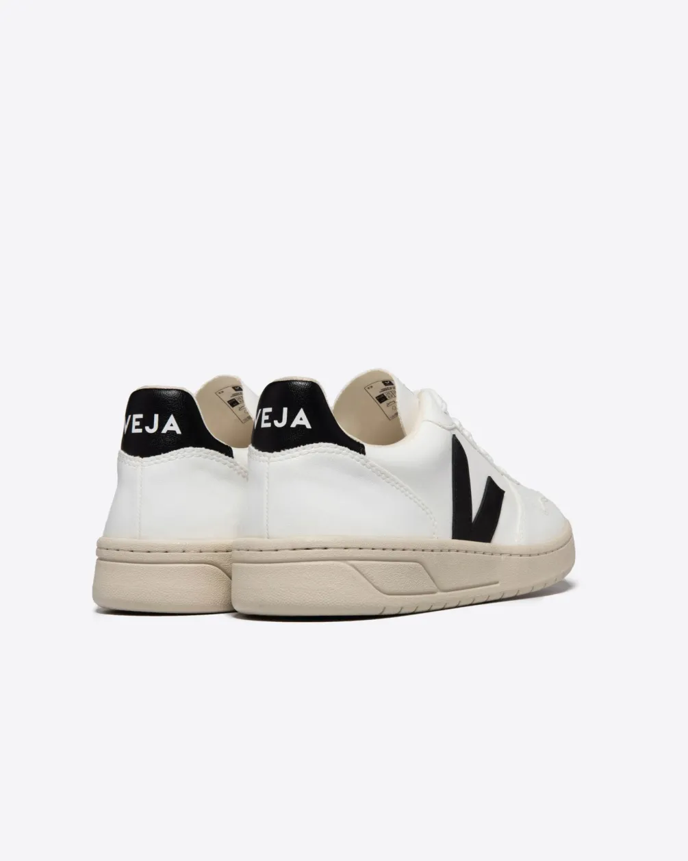 V-10 CWL WHITE BLACK<VEJA New