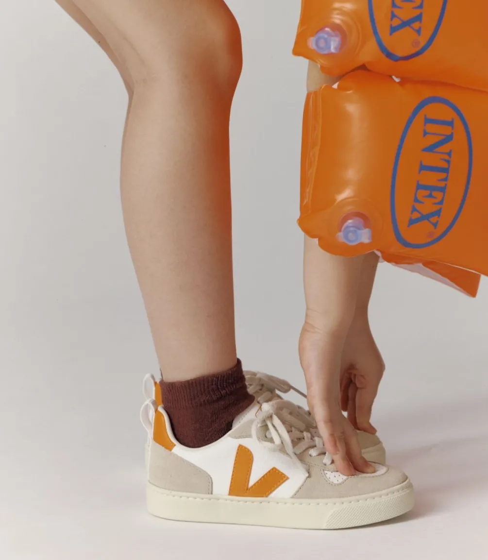 V-10 LACES LEATHER WHITE FURY ALMOND<VEJA Best Sale