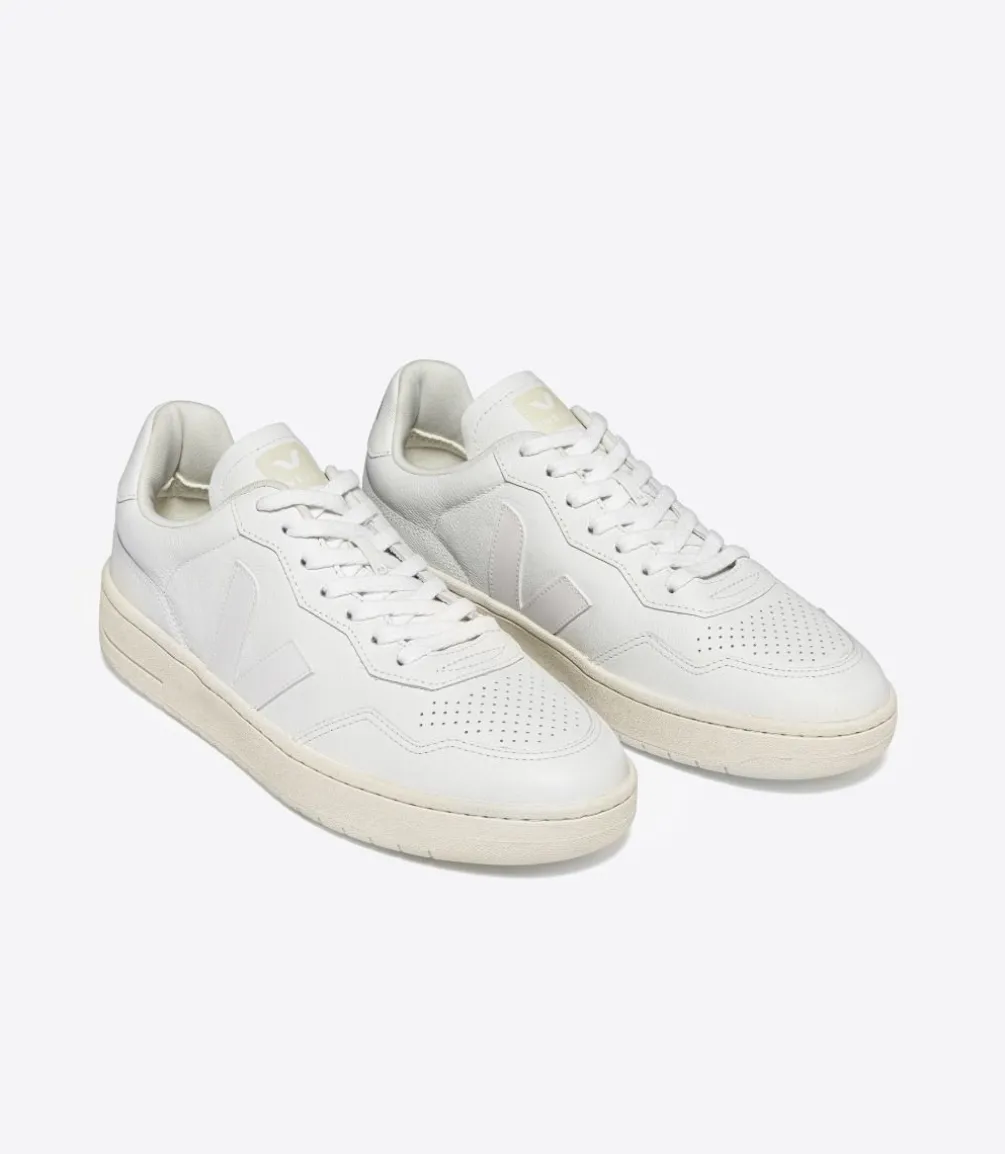 V-90 LEATHER WHITE<VEJA Best