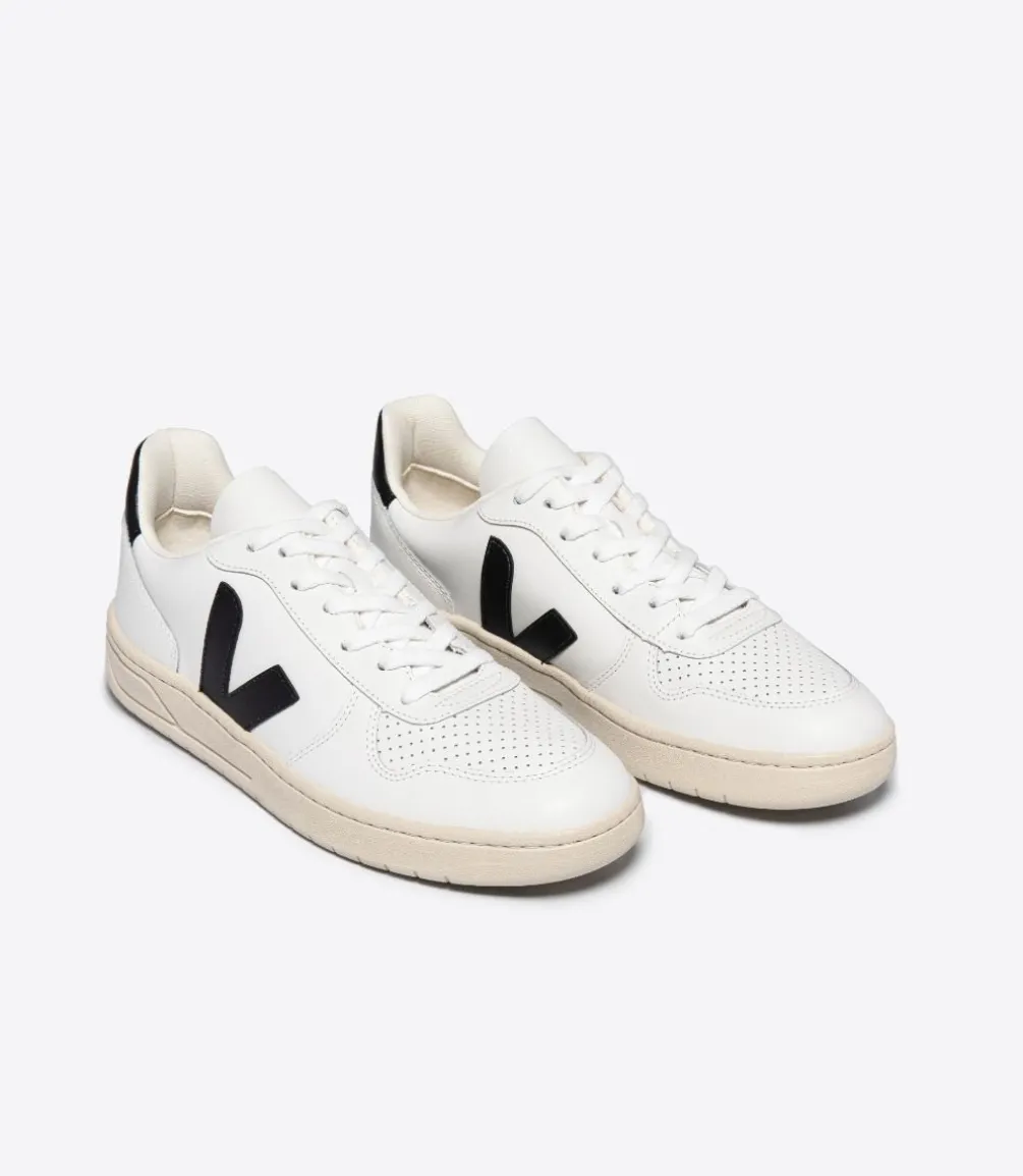 V-10 LEATHER WHITE BLACK<VEJA New