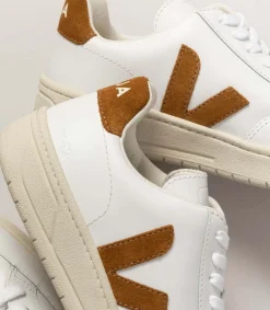 V-12 LEATHER WHITE CAMEL<VEJA Outlet