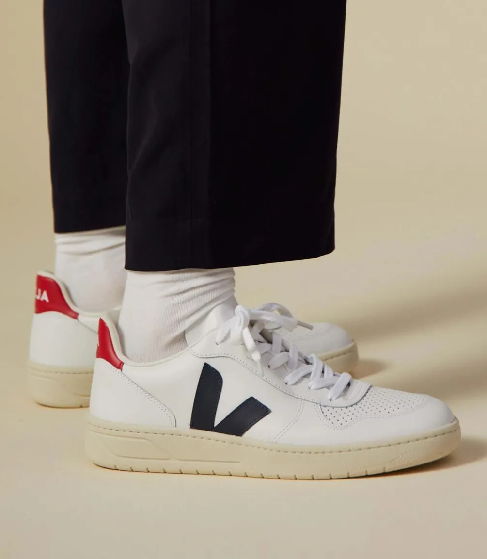 V-10 LEATHER WHITE NAUTICO PEKIN<VEJA Hot