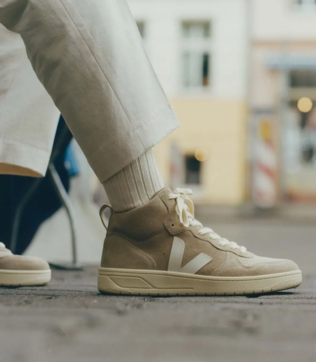 V-15 SUEDE DUNE PIERRE<VEJA Store