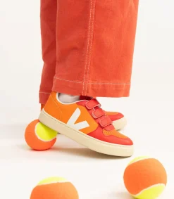 V-10 X THE ANIMALS OBSERVATORY ORANGE<VEJA Hot